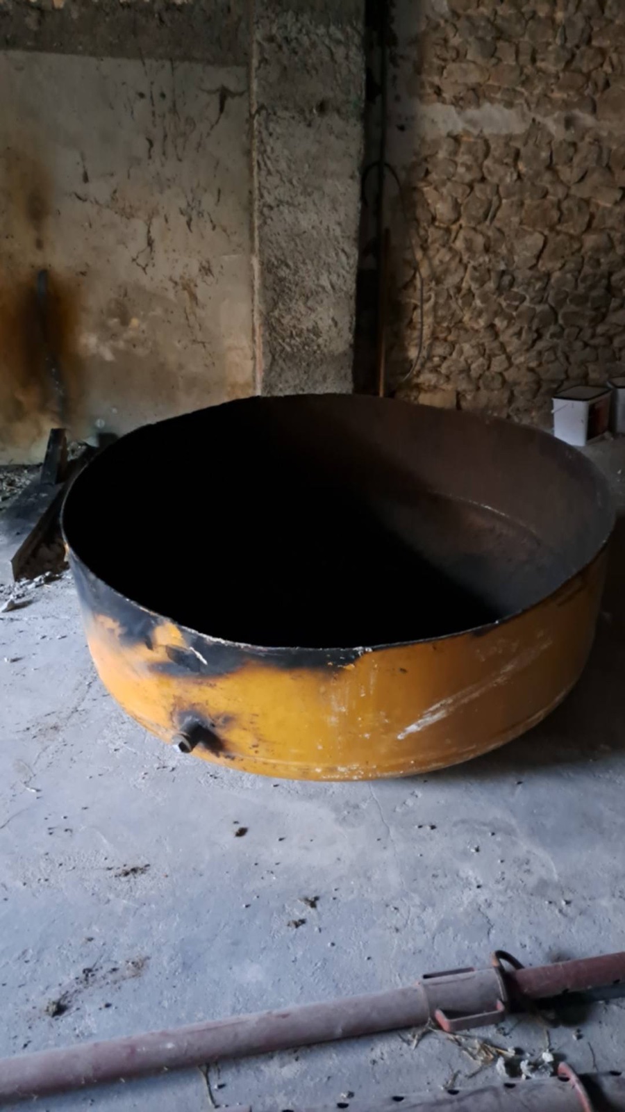 Cuve aérienne reconvertie, exemple chantier Toulon : transformation en brasero