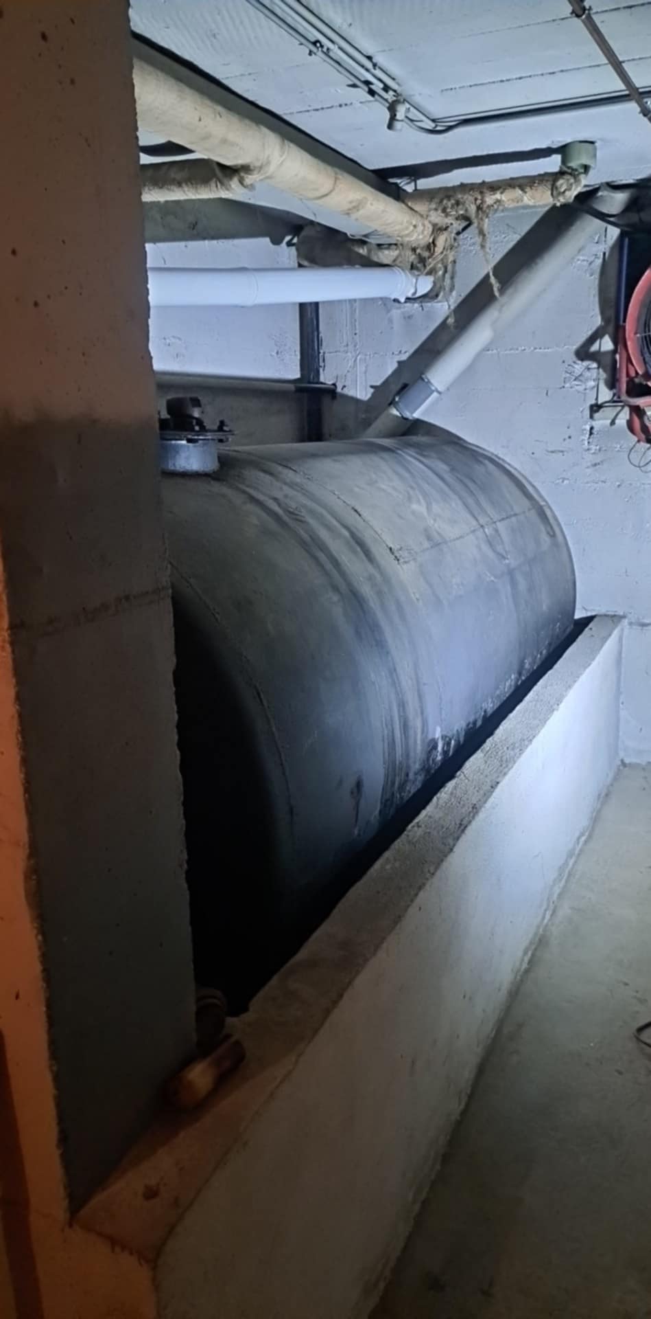Tours, chantier Cuve Fioul Net, photo 2