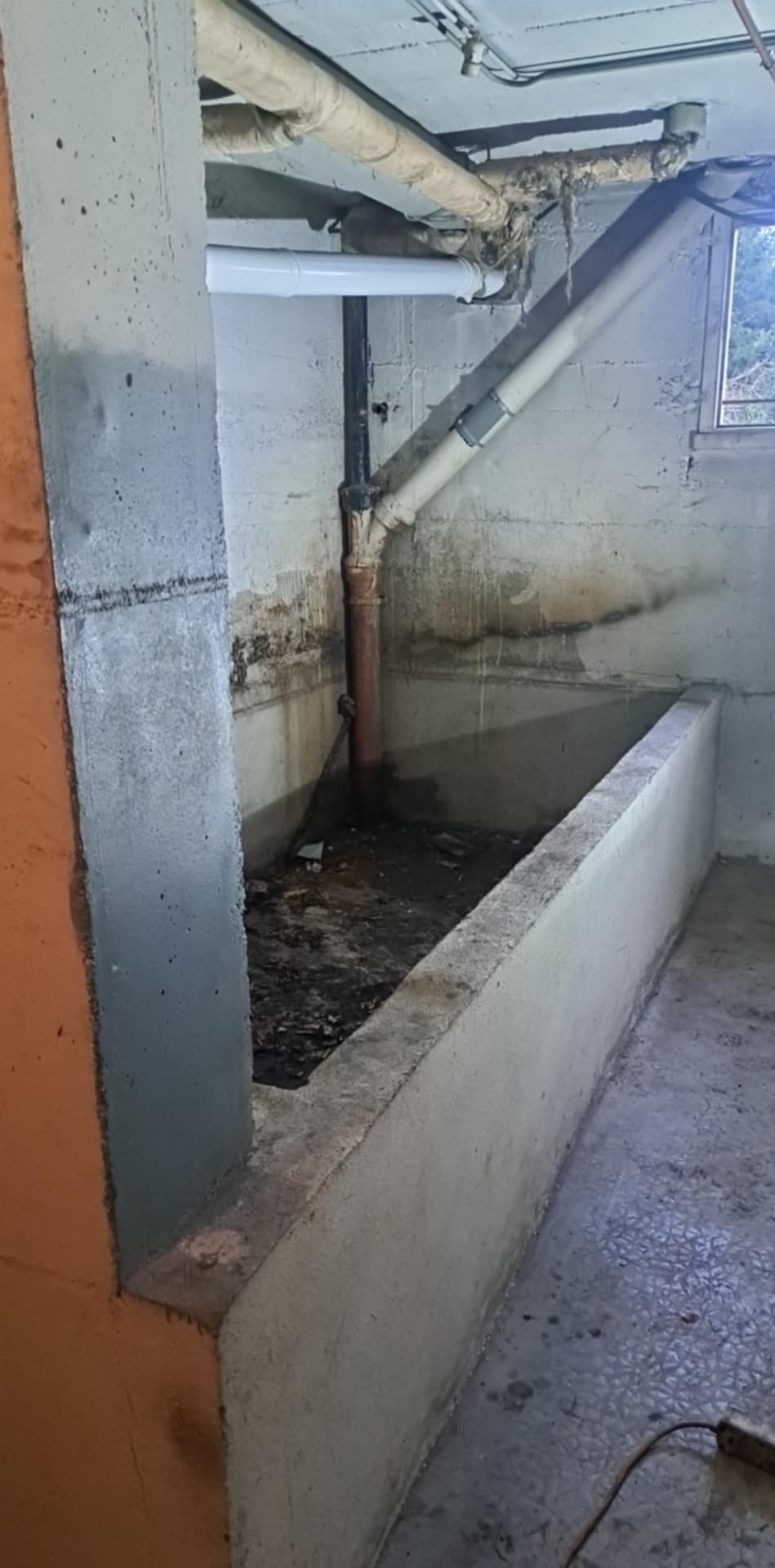 Tours, chantier Cuve Fioul Net, photo 1